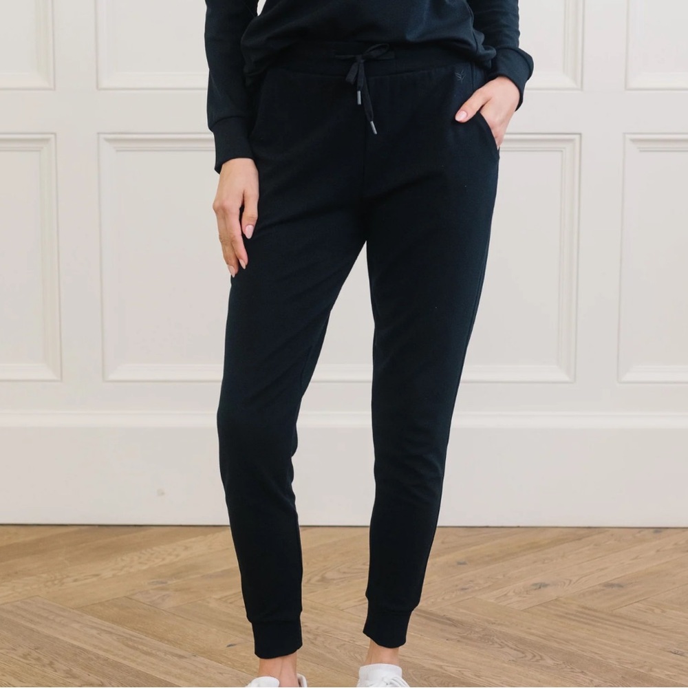 COZY EARTH Women’s Black Bamboo Jogger Pant Natural Material Relaxed Fit Size XS